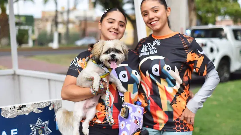 Lomitos protagonizan carrera con causa en apoyo a Huellitas Durango